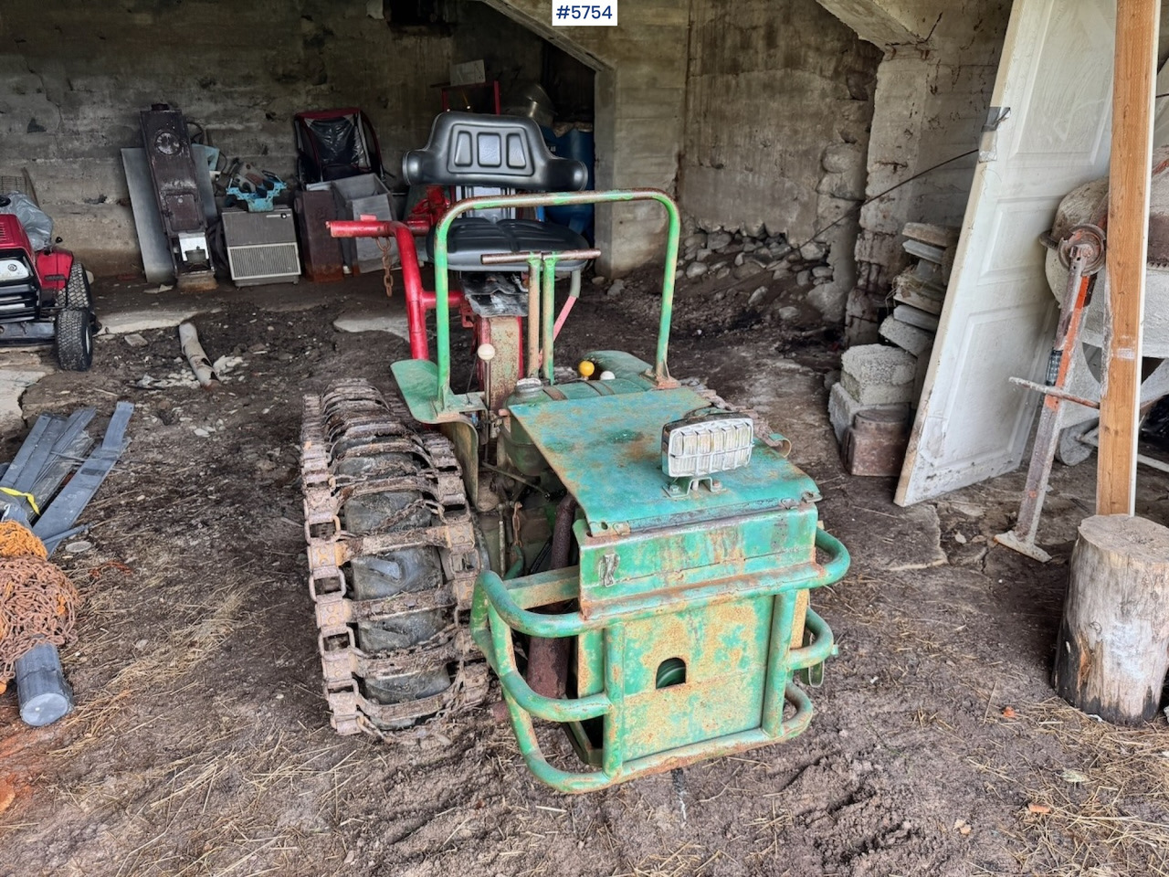 Ca. 1960 Agria Drabant with Winch - Farm tractor: picture 2 Ca. 1960 Agria Drabant with Winch - Farm tractor: picture 2