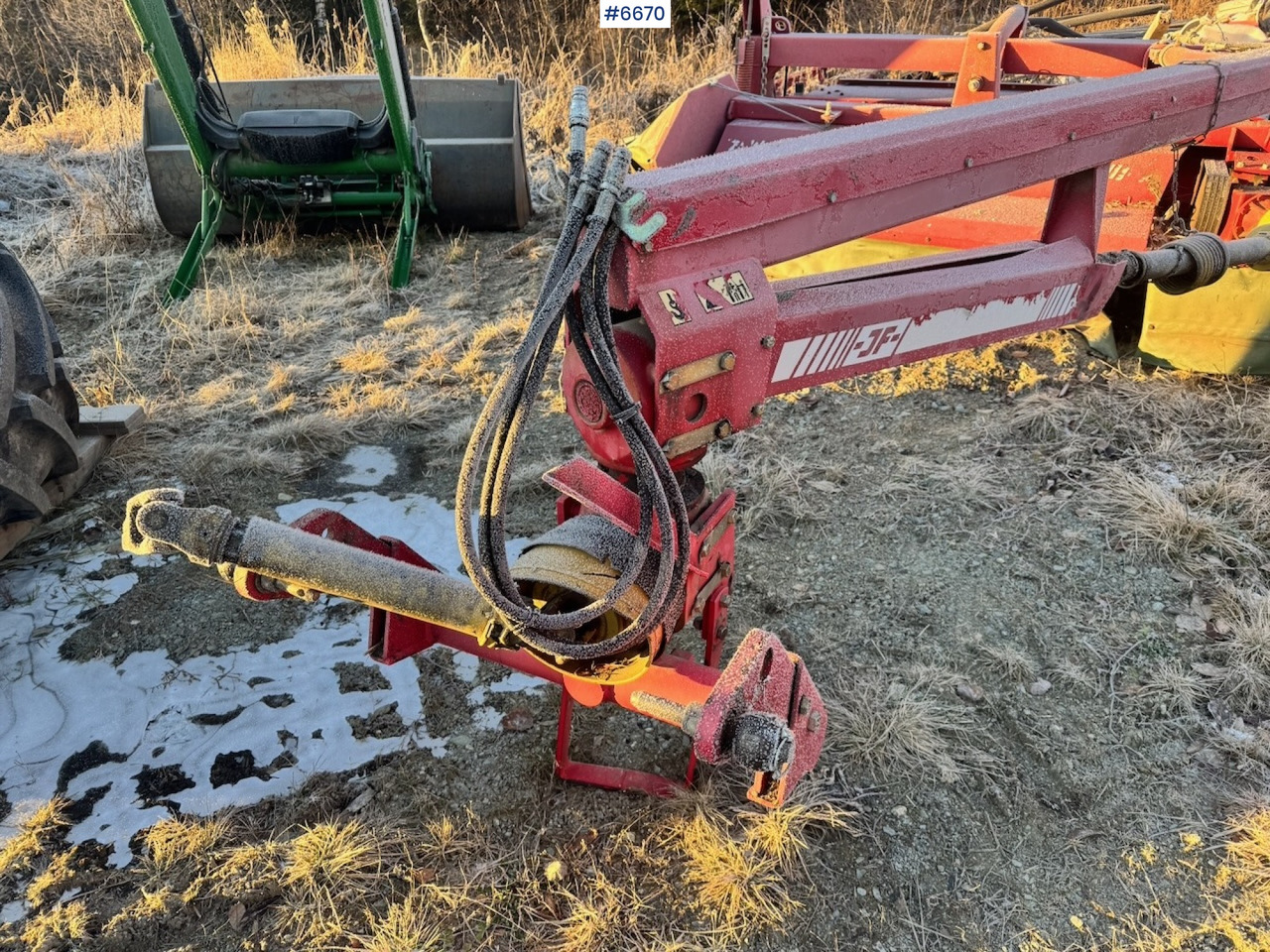 Mower Circa 2003 JF CMS2800 mower.: picture 11