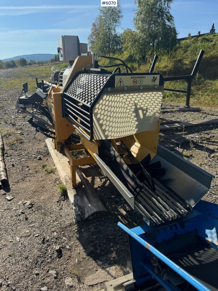 2010 Kisaved Kubik firewood processor with log table and conveyor belt. - Forestry equipment: picture 5 2010 Kisaved Kubik firewood processor with log table and conveyor belt. - Forestry equipment: picture 5