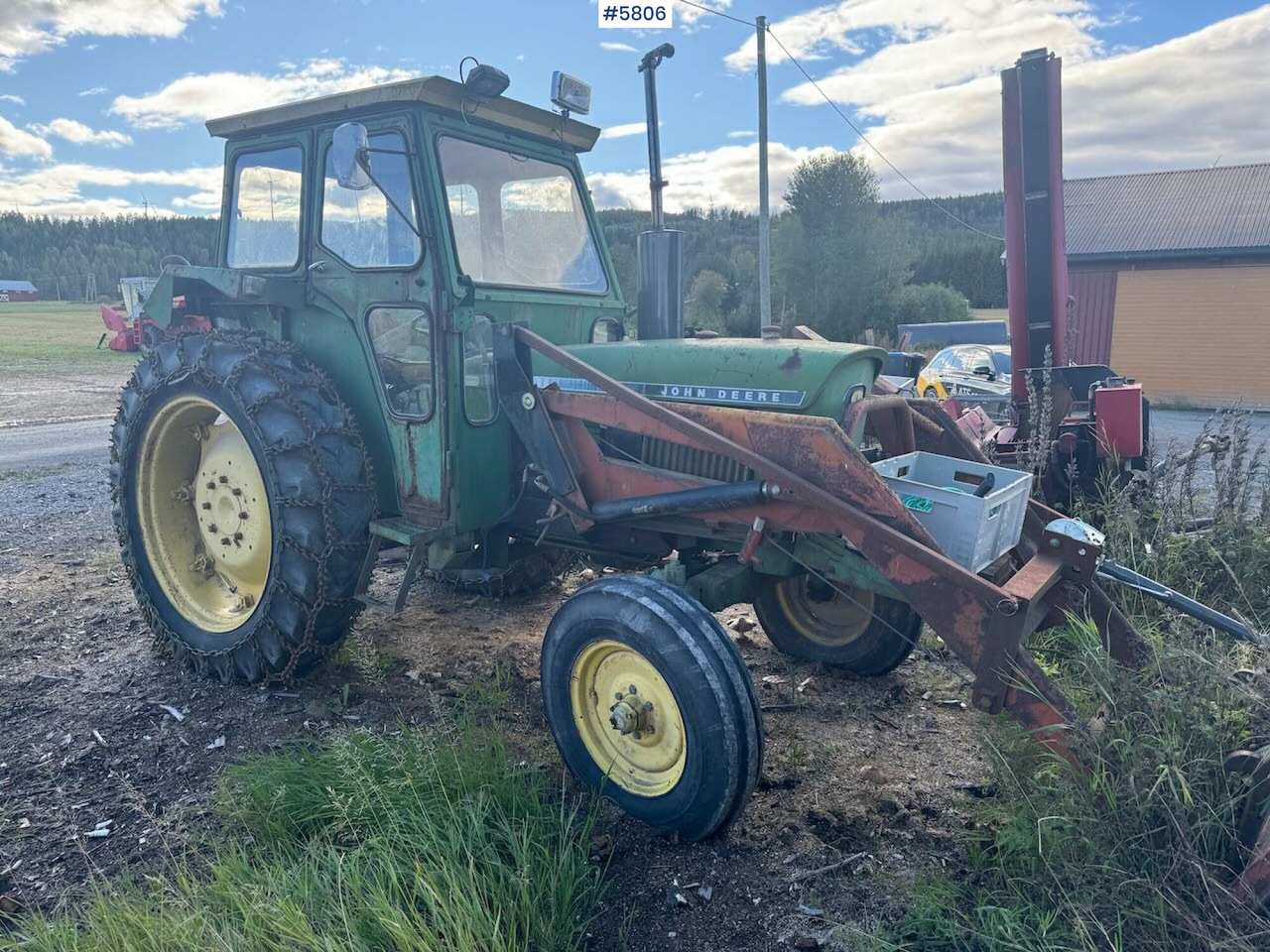 John Deere 2130 - Farm tractor: picture 3 John Deere 2130 - Farm tractor: picture 3