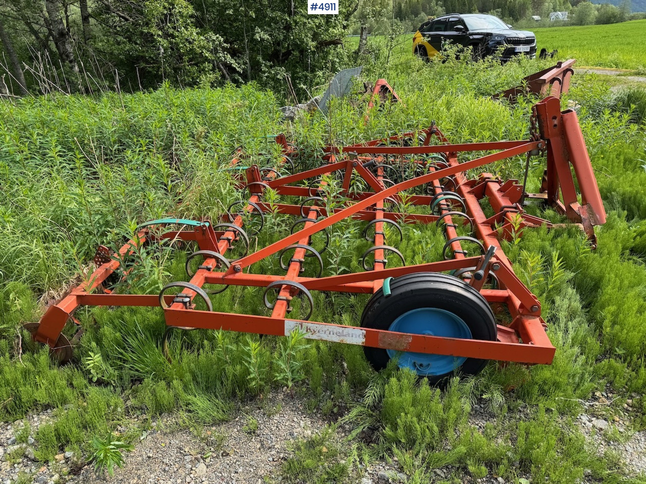 Kverneland 3 m Harrow. - Soil tillage equipment: picture 3 Kverneland 3 m Harrow. - Soil tillage equipment: picture 3