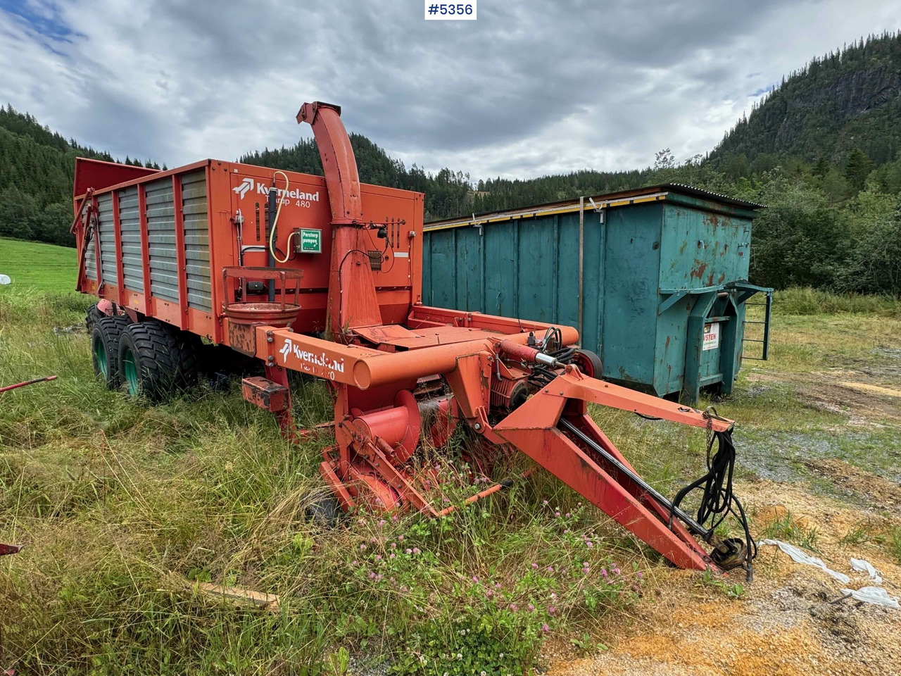 Kverneland Tårup 480 grass trailer w/ trimmer! - Hay and forage equipment: picture 4 Kverneland Tårup 480 grass trailer w/ trimmer! - Hay and forage equipment: picture 4