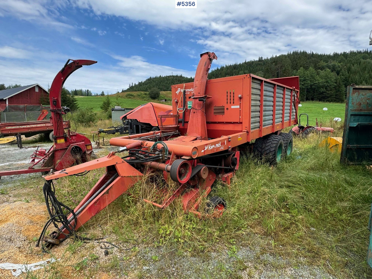 Kverneland Tårup 480 grass trailer w/ trimmer! - Hay and forage equipment: picture 1 Kverneland Tårup 480 grass trailer w/ trimmer! - Hay and forage equipment: picture 1