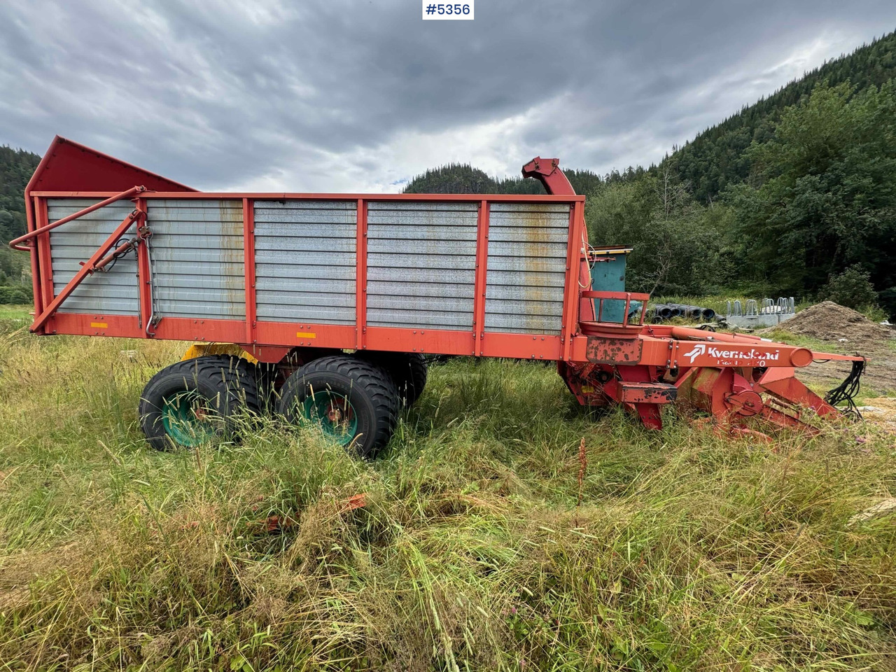 Kverneland Tårup 480 grass trailer w/ trimmer! - Hay and forage equipment: picture 5 Kverneland Tårup 480 grass trailer w/ trimmer! - Hay and forage equipment: picture 5