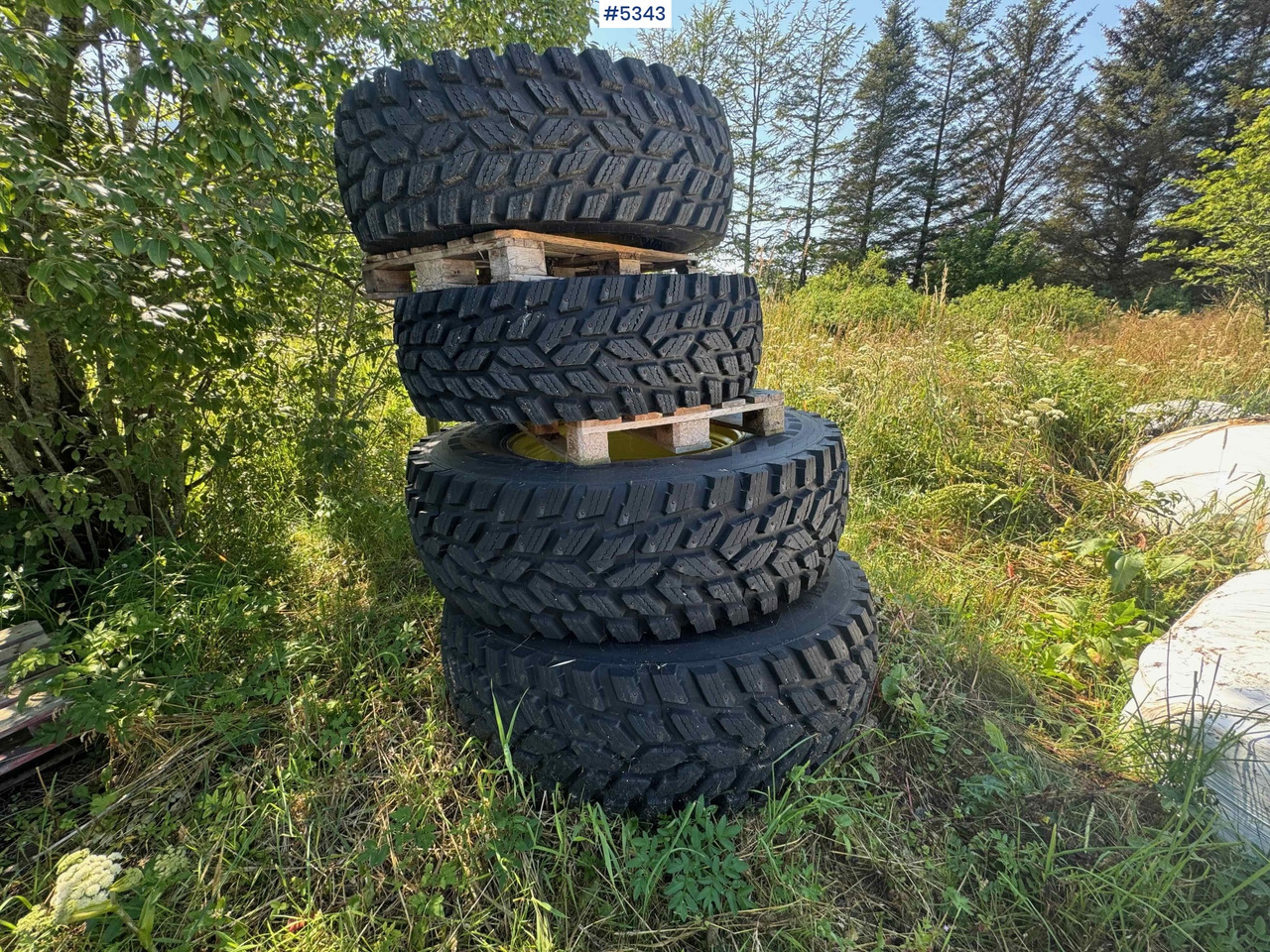 Nokian tires – complete set with rims - Wheel and tire package for Farm tractor: picture 2 Nokian tires – complete set with rims - Wheel and tire package for Farm tractor: picture 2