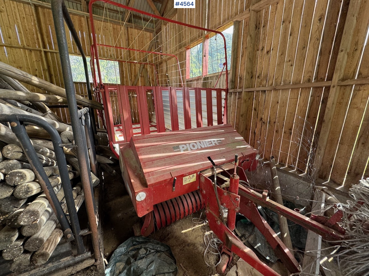 Sip Pioneer 20 N Loader - Hay and forage equipment: picture 1 Sip Pioneer 20 N Loader - Hay and forage equipment: picture 1