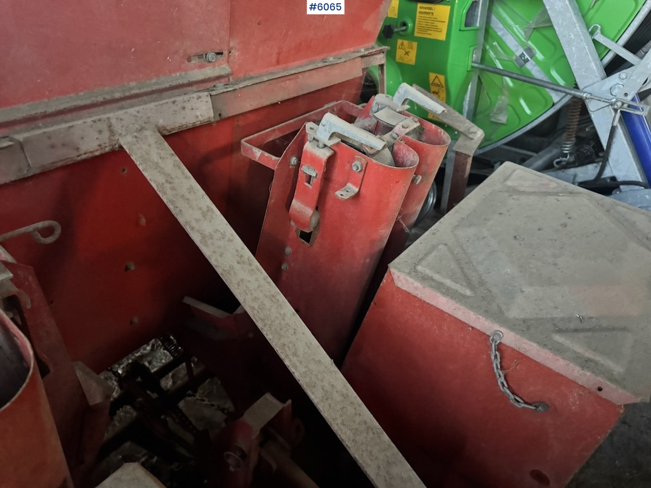 Underhaug 1400 potato planter - Potato planter: picture 5 Underhaug 1400 potato planter - Potato planter: picture 5