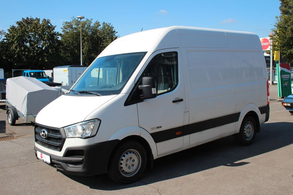 Hyundai H350 Klima L2H2 1.Hand 137tKM - Minibus, Passenger van: picture 4 Hyundai H350 Klima L2H2 1.Hand 137tKM - Minibus, Passenger van: picture 4
