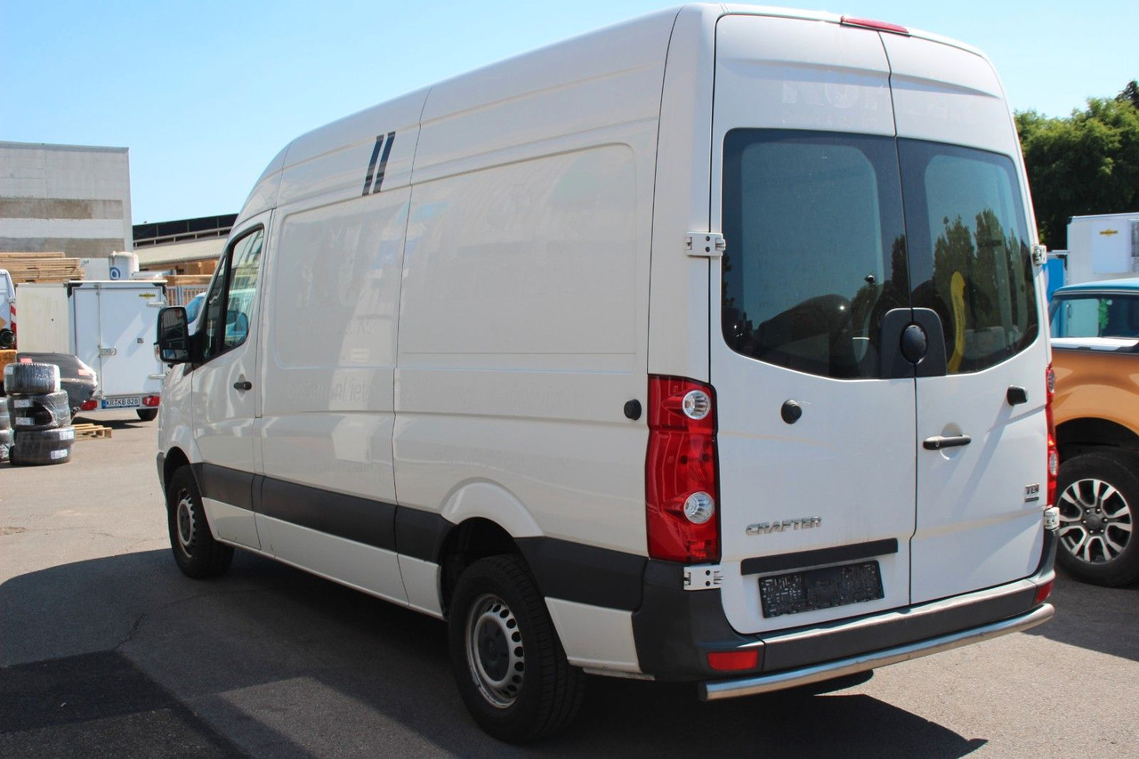 Volkswagen Crafter Kasten 35 mittel L2H2 KLIMA 1.Hand - Passenger van: picture 4 Volkswagen Crafter Kasten 35 mittel L2H2 KLIMA 1.Hand - Passenger van: picture 4