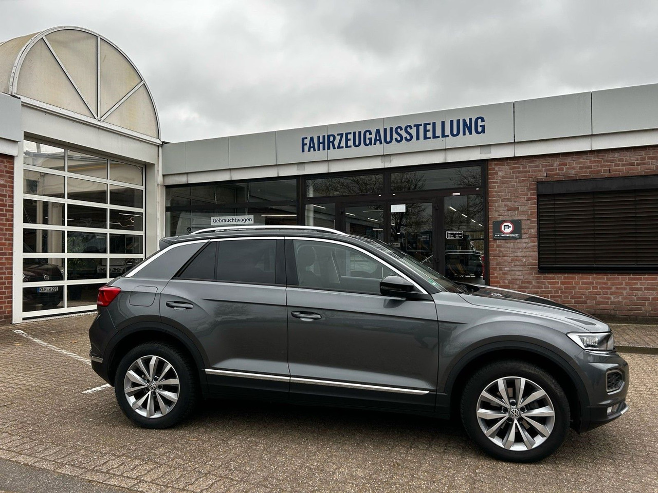 Volkswagen T-Roc Style - SUV: picture 2 Volkswagen T-Roc Style - SUV: picture 2