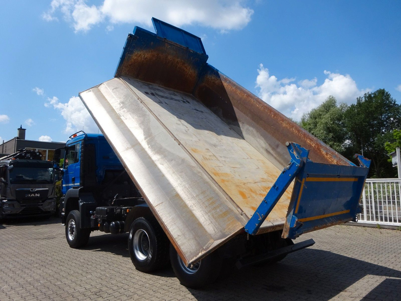 MAN 26.420 TGS MEILER 3Skipper + Bordmatik 6x6 - Tipper, Crane truck: picture 4 MAN 26.420 TGS MEILER 3Skipper + Bordmatik 6x6 - Tipper, Crane truck: picture 4