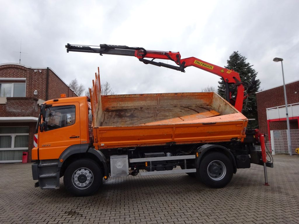Mercedes-Benz 1833 Axor Kipper mit Kran Wechselsytem Mercedes-Benz 1833 Axor Kipper mit Kran Wechselsytem - Tipper, Crane truck: picture 1 Mercedes-Benz 1833 Axor Kipper mit Kran Wechselsytem Mercedes-Benz 1833 Axor Kipper mit Kran Wechselsytem - Tipper, Crane truck: picture 1