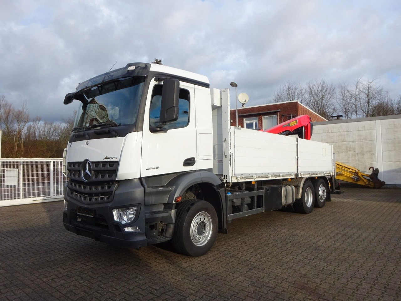 Mercedes-Benz 2648 Baustoffpritsche + PK 23001 TEC3 Kran Mercedes-Benz 2648 Baustoffpritsche + PK 23001 TEC3 Kran - Dropside/ Flatbed truck: picture 4 Mercedes-Benz 2648 Baustoffpritsche + PK 23001 TEC3 Kran Mercedes-Benz 2648 Baustoffpritsche + PK 23001 TEC3 Kran - Dropside/ Flatbed truck: picture 4