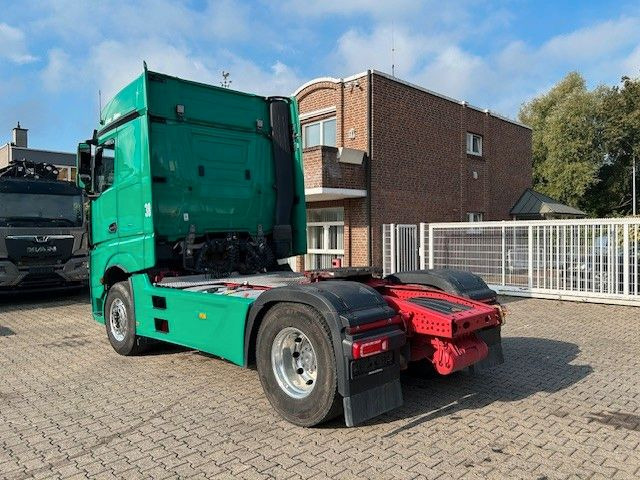Mercedes-Benz 1851 Actros SZM mit Kipper-Pumpe 4x2 - Tractor unit: picture 4 Mercedes-Benz 1851 Actros SZM mit Kipper-Pumpe 4x2 - Tractor unit: picture 4