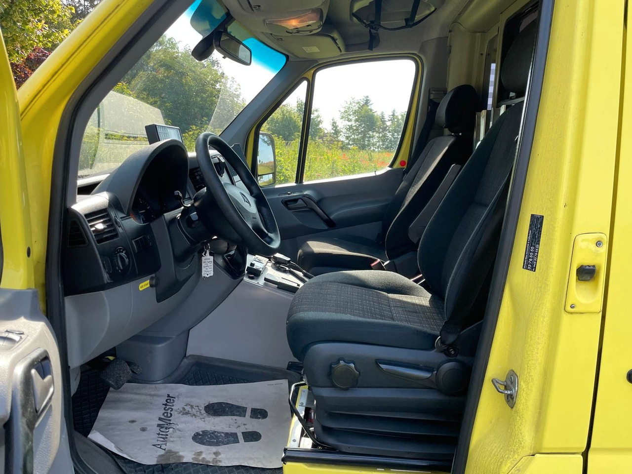 Ambulance Mercedes-Benz Sprinter II Kasten 316 CDI Aut: picture 9