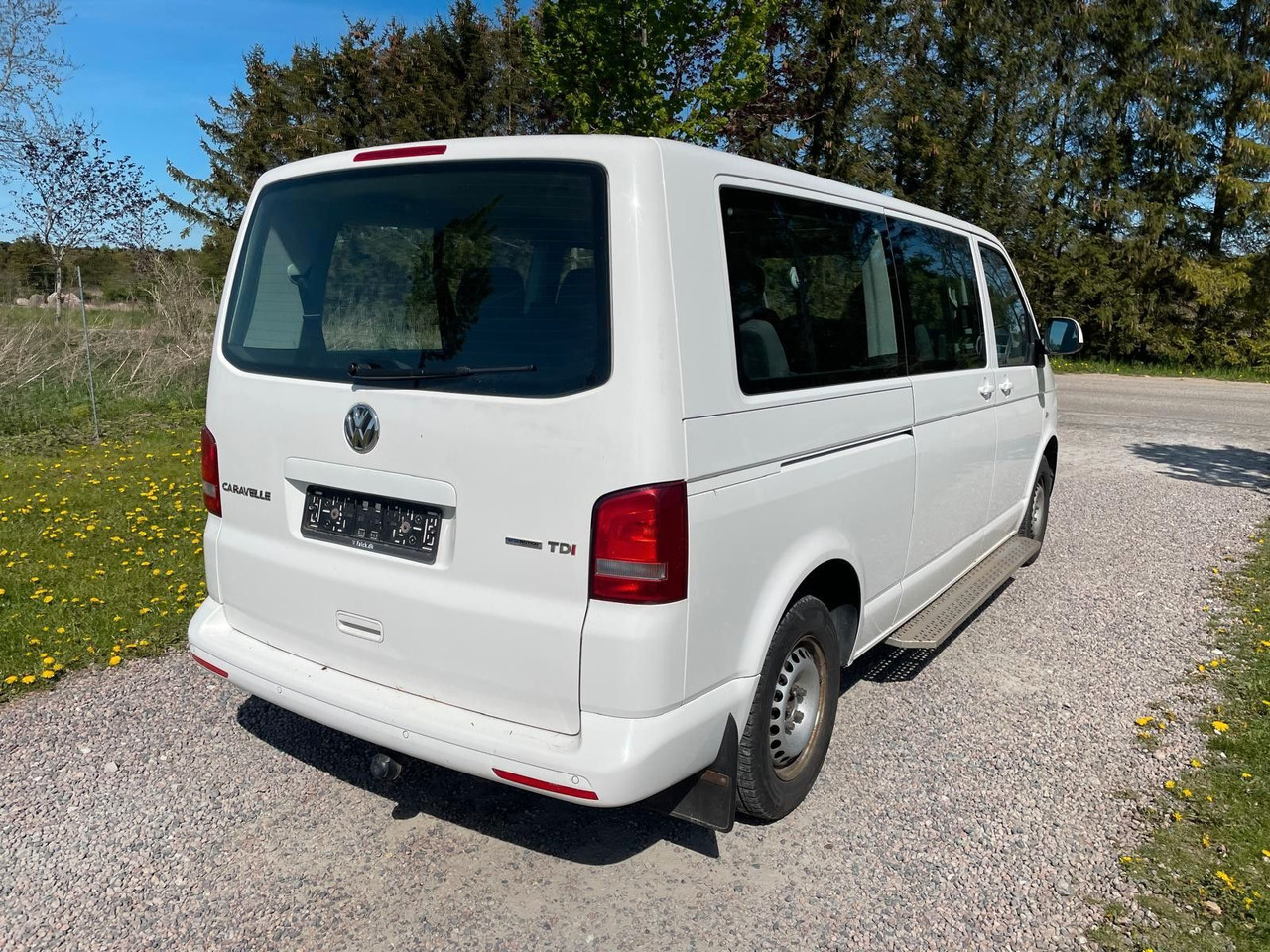 Volkswagen T5 Caravelle 2.0 TDI DSG Comfortline Lang - Passenger van: picture 5 Volkswagen T5 Caravelle 2.0 TDI DSG Comfortline Lang - Passenger van: picture 5