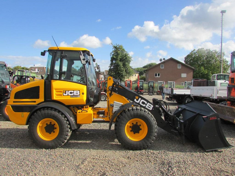 JCB 409 Radlader 46.500 EUR - Wheel loader: picture 5 JCB 409 Radlader 46.500 EUR - Wheel loader: picture 5