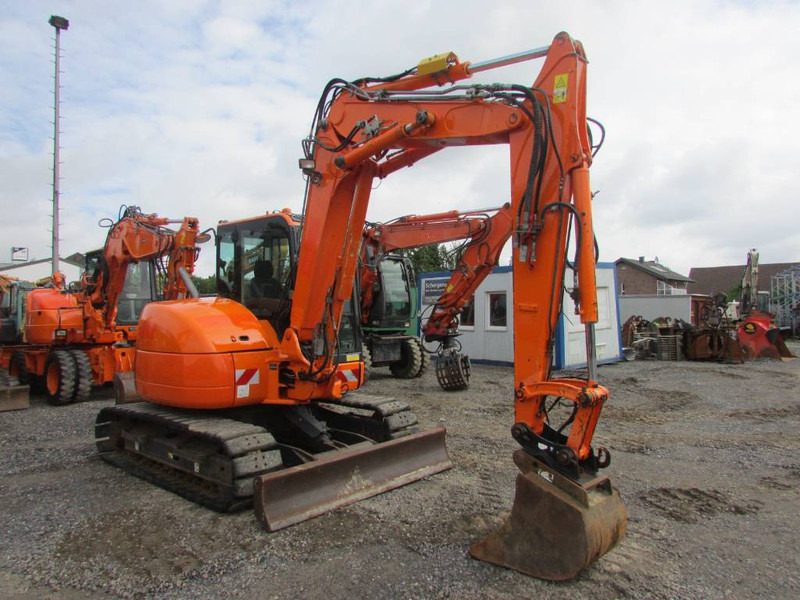 Komatsu PC 80 MR-3 Kettenbagger 31.000 EUR - Mini excavator: picture 3 Komatsu PC 80 MR-3 Kettenbagger 31.000 EUR - Mini excavator: picture 3