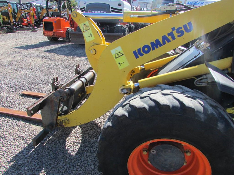 Komatsu WA 100 M-5 Radlader 14.000 EUR - Wheel loader: picture 5 Komatsu WA 100 M-5 Radlader 14.000 EUR - Wheel loader: picture 5