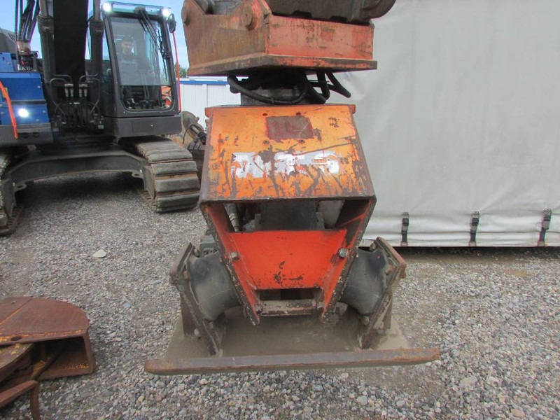 MTS VP 14-8 Anbauverdichter OQ 65 / 7.000 EUR - Vibratory plate: picture 5 MTS VP 14-8 Anbauverdichter OQ 65 / 7.000 EUR - Vibratory plate: picture 5