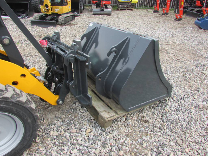 Schäffer 2428 SLT Schmalspur Radlader 34.000 EUR net - Compact track loader: picture 2 Schäffer 2428 SLT Schmalspur Radlader 34.000 EUR net - Compact track loader: picture 2