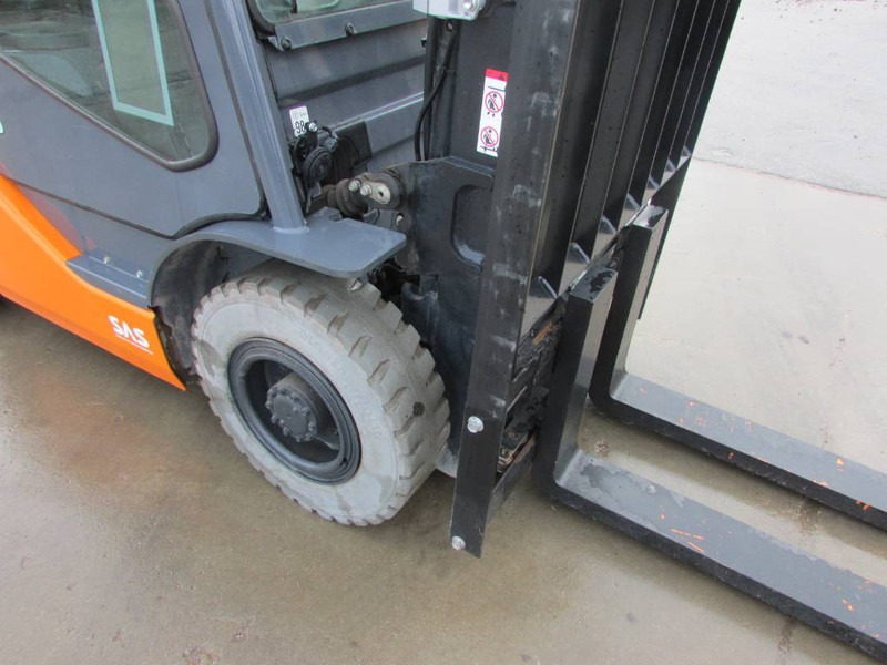 Toyota 02-8 FGF 25 Tonero 25 Gas Stapler - LPG forklift: picture 4 Toyota 02-8 FGF 25 Tonero 25 Gas Stapler - LPG forklift: picture 4