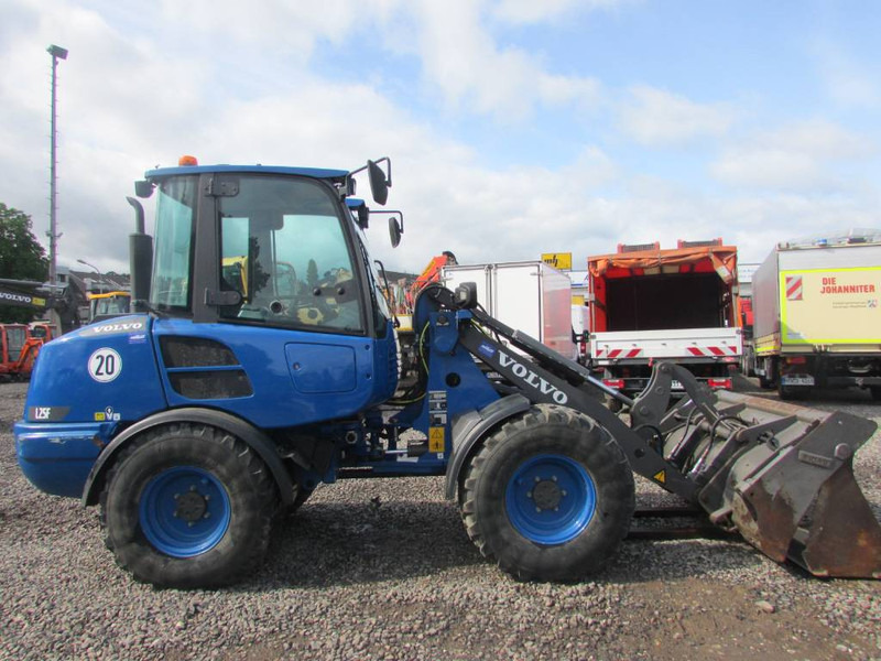 Volvo L 25 F Radlader 39.000 EUR - Wheel loader: picture 5 Volvo L 25 F Radlader 39.000 EUR - Wheel loader: picture 5