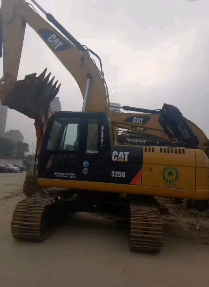 CATERPILLAR 325 D - Crawler excavator: picture 3 CATERPILLAR 325 D - Crawler excavator: picture 3