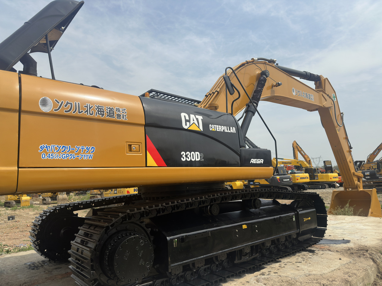 CATERPILLAR 330D2 - Crawler excavator: picture 2 CATERPILLAR 330D2 - Crawler excavator: picture 2