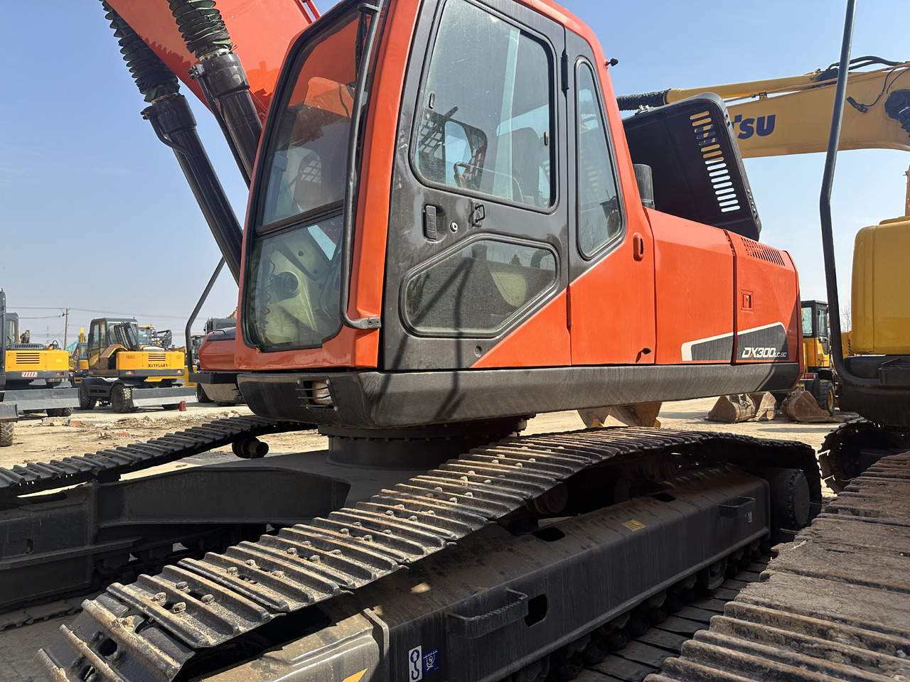Doosan DX300-9C - Crawler excavator: picture 3 Doosan DX300-9C - Crawler excavator: picture 3