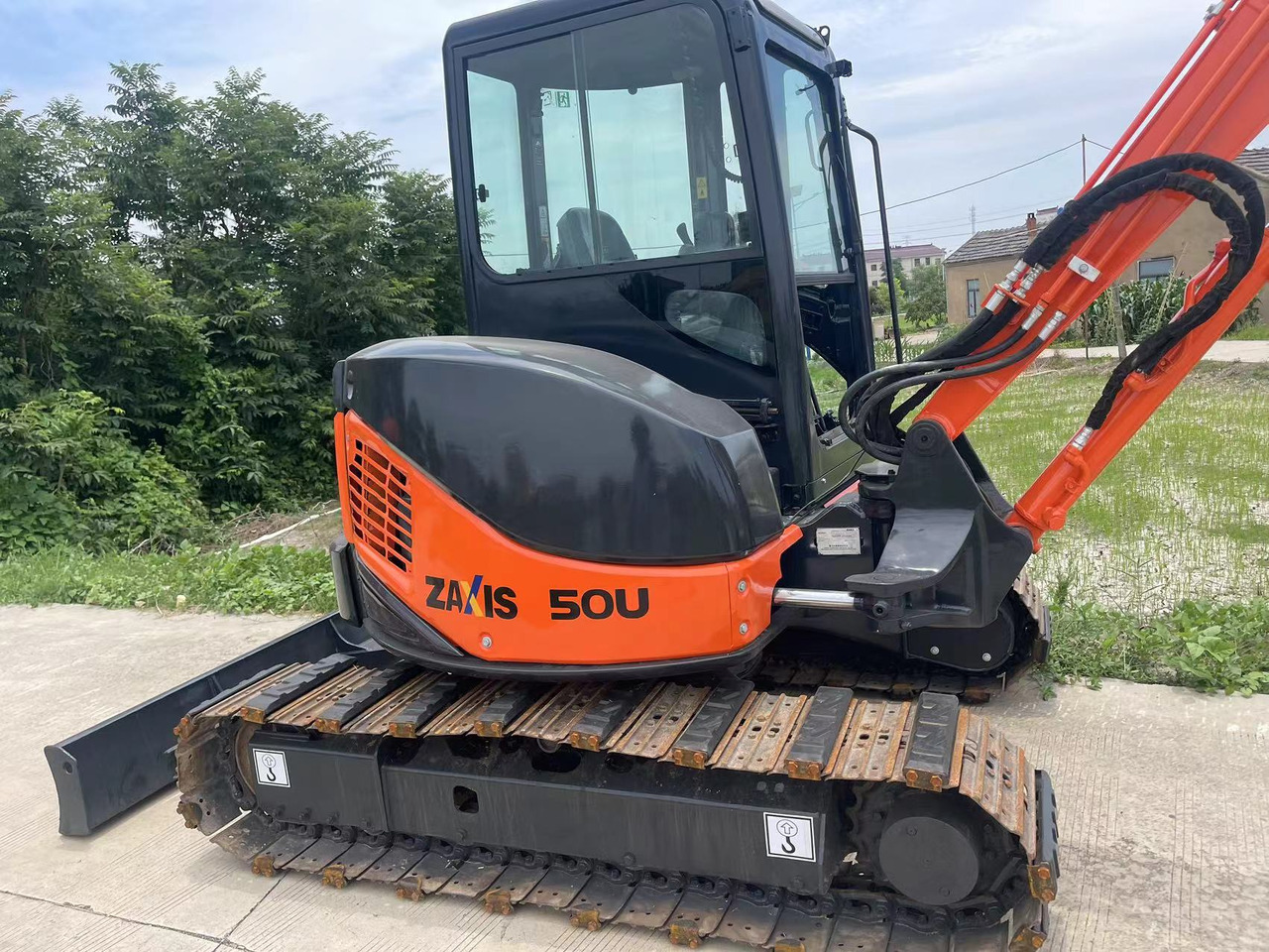 HITACHI ZX50U-2 - Mini excavator: picture 1 HITACHI ZX50U-2 - Mini excavator: picture 1