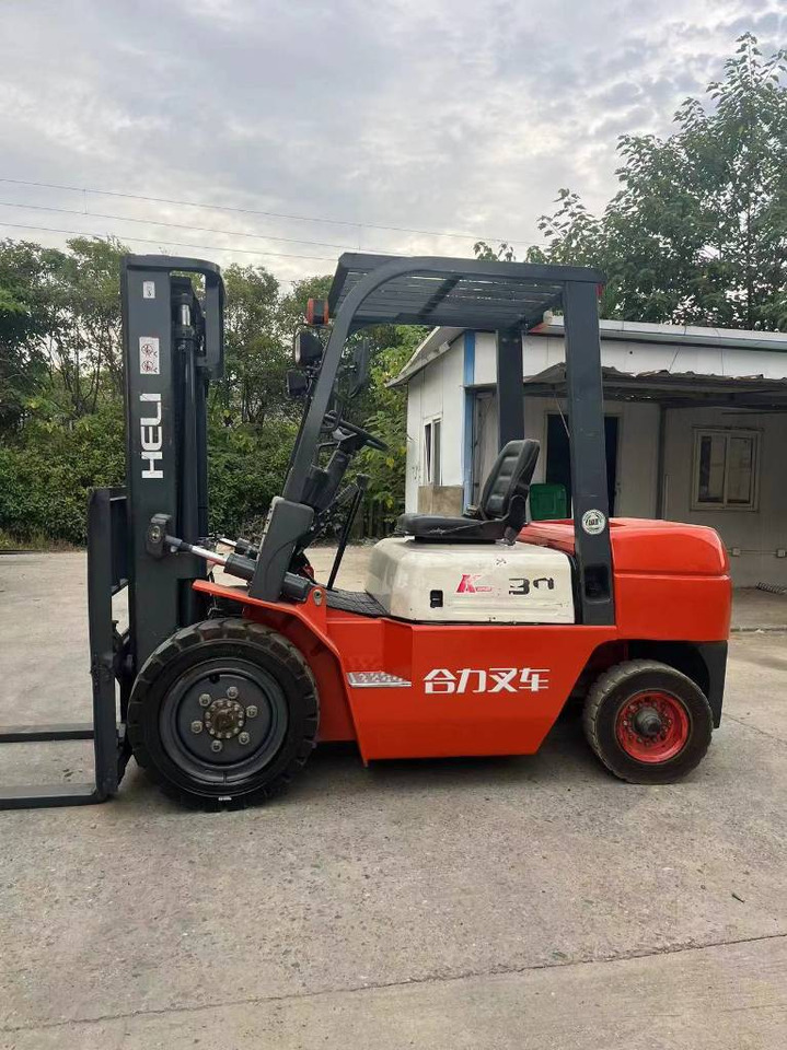 Heli K30 - Forklift: picture 2 Heli K30 - Forklift: picture 2