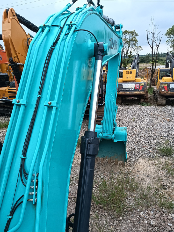 Crawler excavator KOBELCO SK 210: picture 10