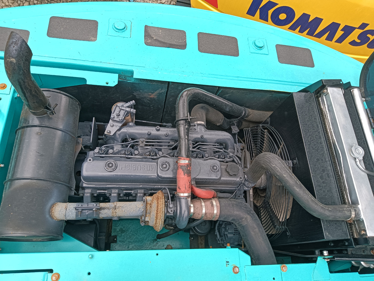 Crawler excavator KOBELCO SK 210: picture 8