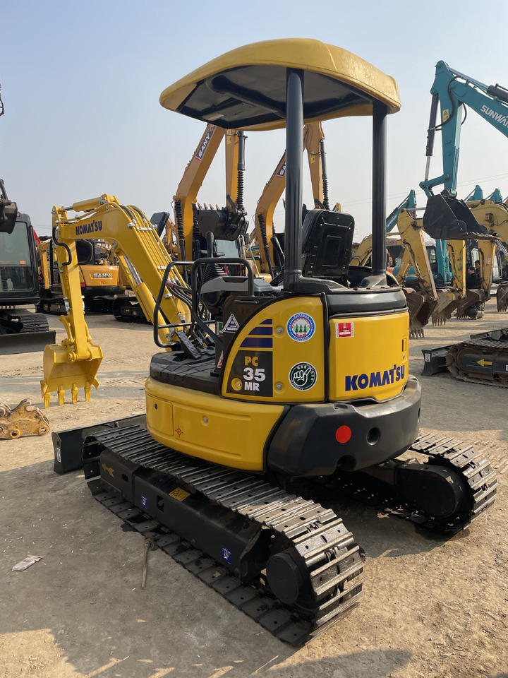 KOMATSU PC 35 MR-3 - Mini excavator: picture 3 KOMATSU PC 35 MR-3 - Mini excavator: picture 3