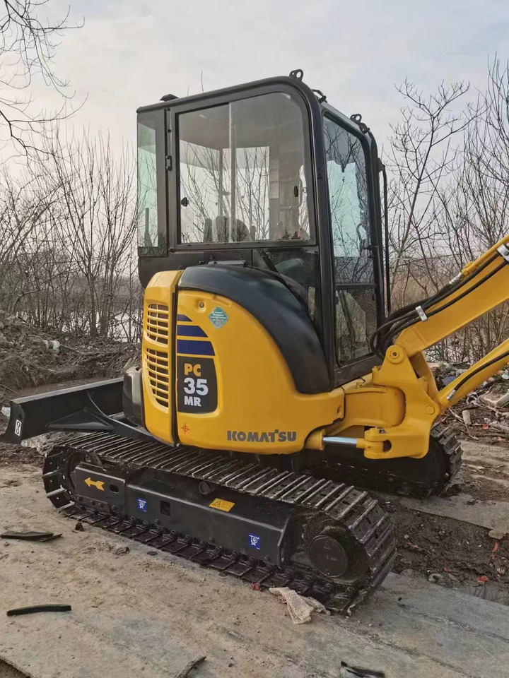 KOMATSU PC 35 MR - Crawler excavator: picture 3 KOMATSU PC 35 MR - Crawler excavator: picture 3