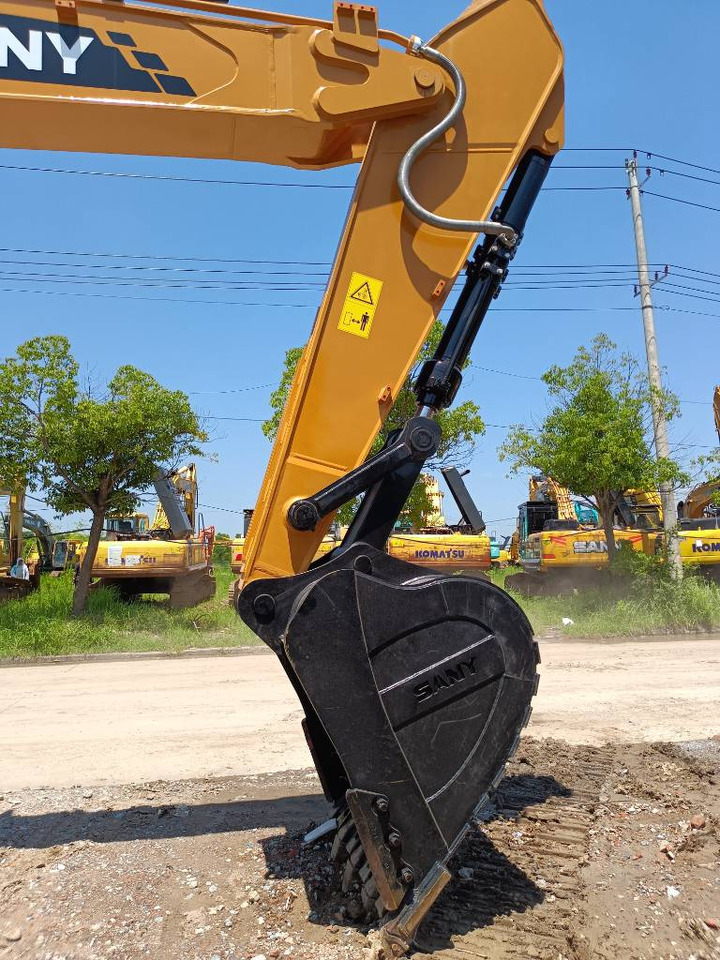Sany SY365 H - Crawler excavator: picture 4 Sany SY365 H - Crawler excavator: picture 4