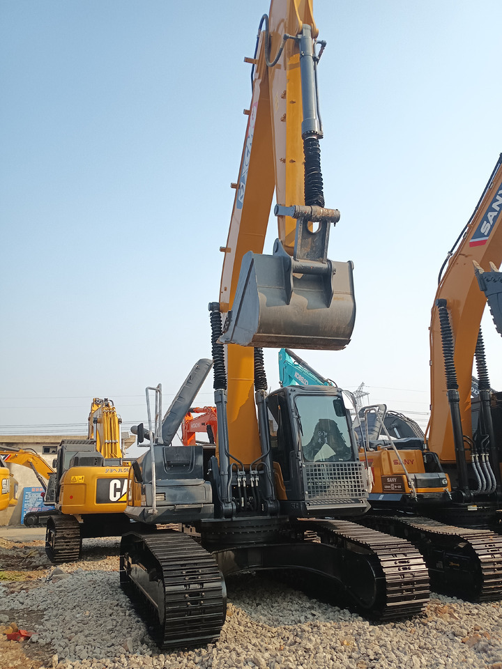 XCMG XE 305DK - Crawler excavator: picture 5 XCMG XE 305DK - Crawler excavator: picture 5