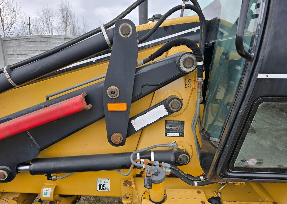 Backhoe loader Caterpillar: picture 6