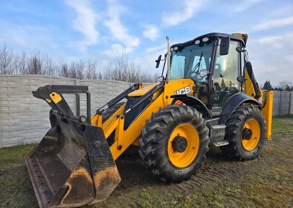 JCB - Backhoe loader: picture 1 JCB - Backhoe loader: picture 1