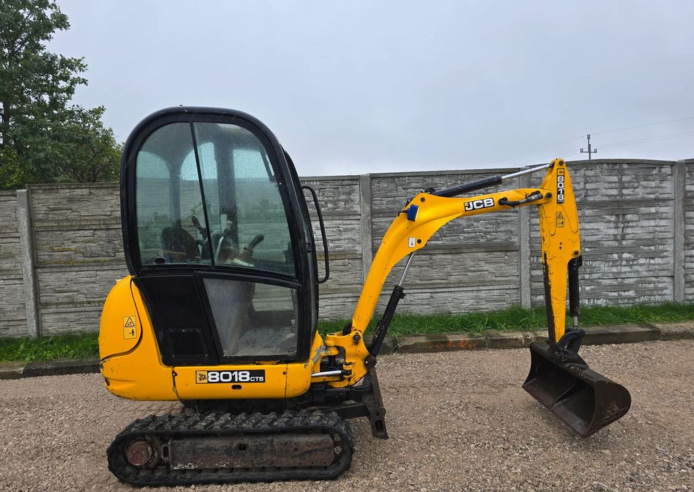 JCB - Mini excavator: picture 4 JCB - Mini excavator: picture 4