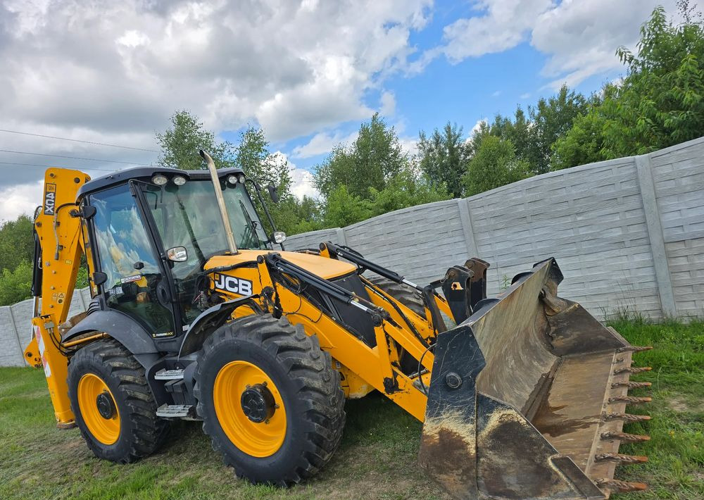 JCB - Backhoe loader: picture 2 JCB - Backhoe loader: picture 2