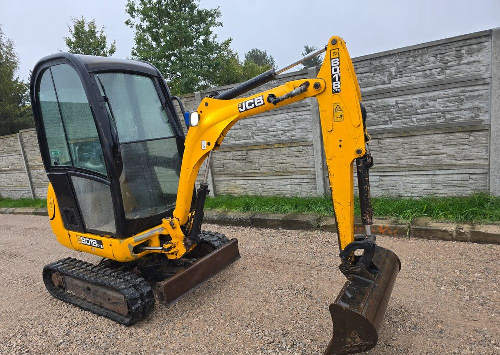 JCB - Mini excavator: picture 1 JCB - Mini excavator: picture 1