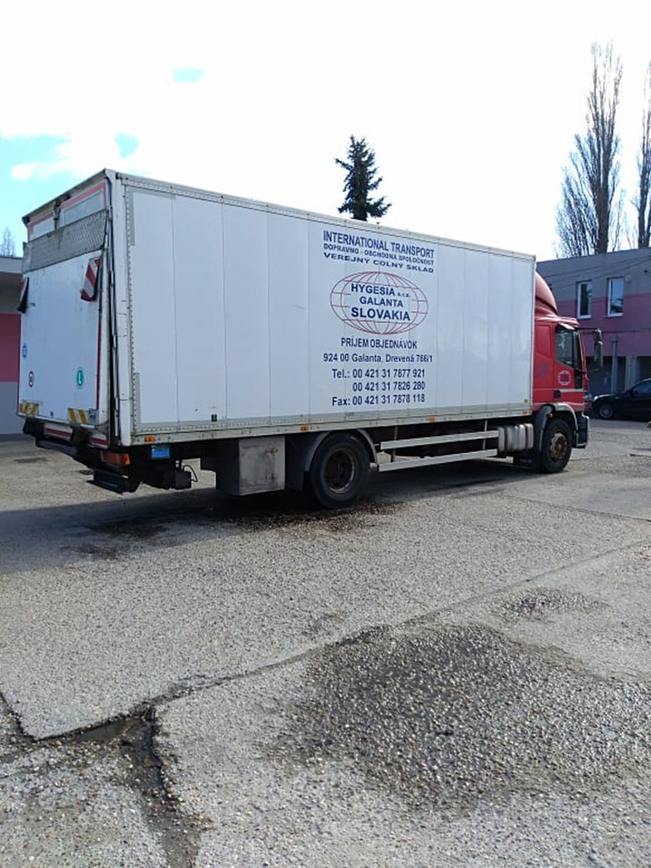 Iveco EuroCargo 180 E24 - Box truck: picture 4 Iveco EuroCargo 180 E24 - Box truck: picture 4