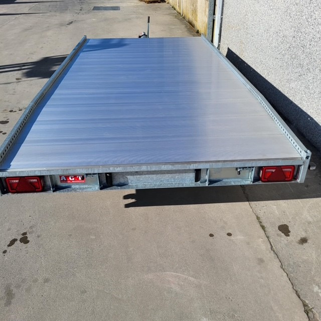 HULCO CARRAX 2 - Edition GO GETTER - Low loader trailer: picture 1 HULCO CARRAX 2 - Edition GO GETTER - Low loader trailer: picture 1
