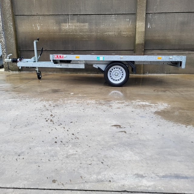 EDUARD 256/150cm - Trailer: picture 1 EDUARD 256/150cm - Trailer: picture 1