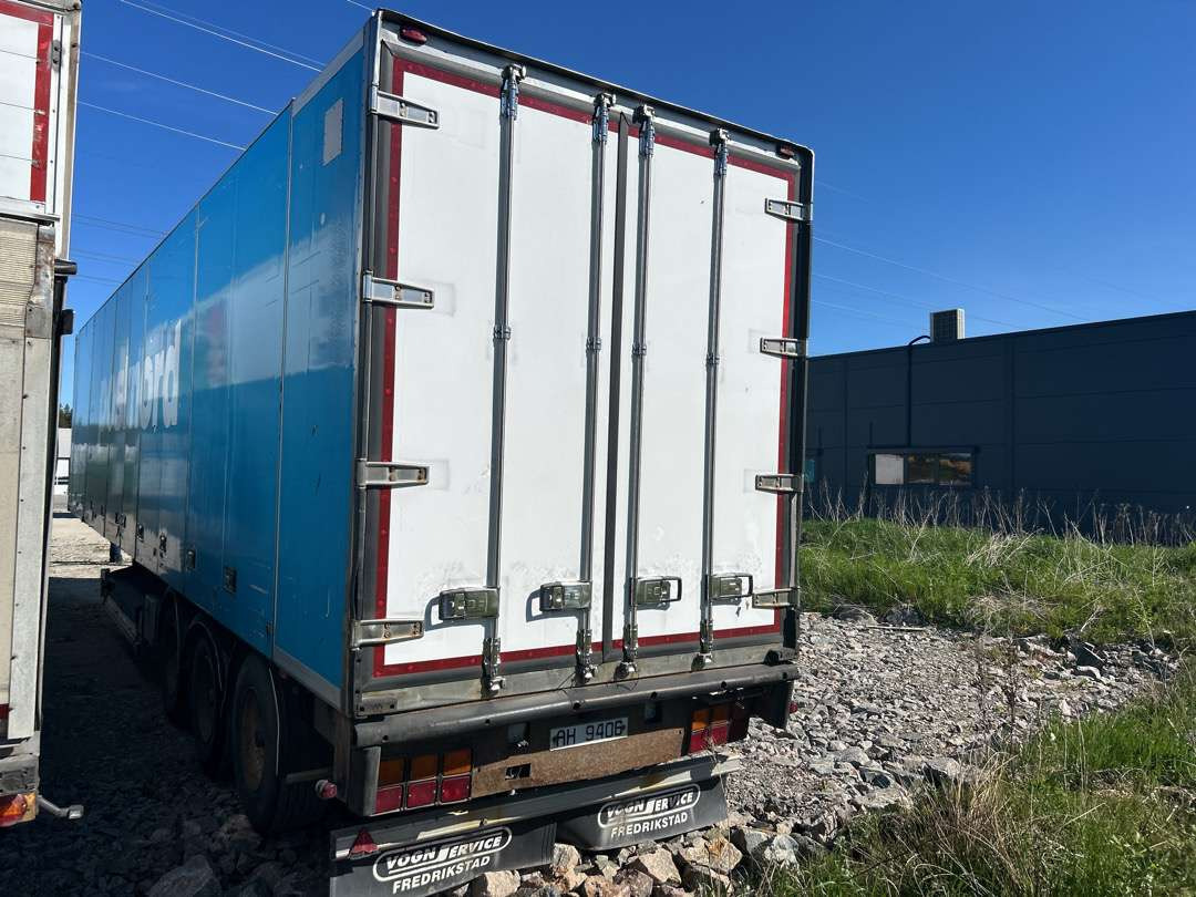 2004 Skaphenger Krone SCHWERINER. EU-Godkjent - Closed box semi-trailer: picture 4 2004 Skaphenger Krone SCHWERINER. EU-Godkjent - Closed box semi-trailer: picture 4