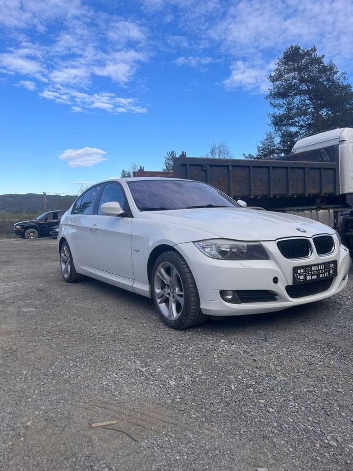 2009 BMW 316i Facelift (se mangellapp) - rep.-objekt - Sedan: picture 5 2009 BMW 316i Facelift (se mangellapp) - rep.-objekt - Sedan: picture 5