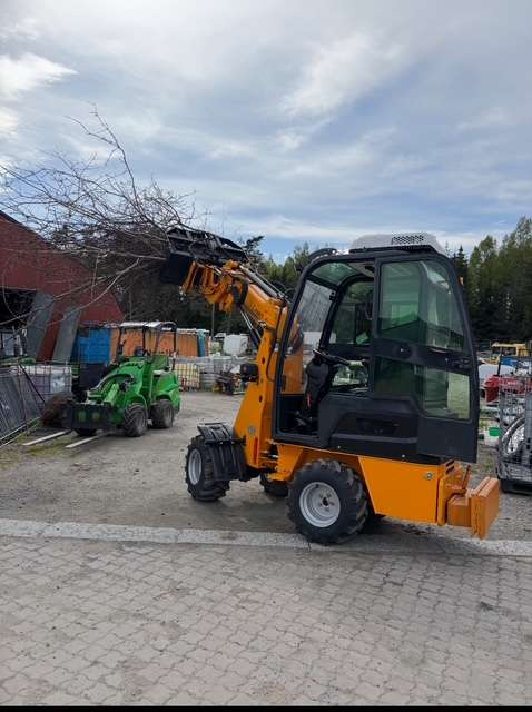 2024 Kompaktlaster FODIT FT 906 (Lite brukt - timeantall 16) - Skid steer loader: picture 2 2024 Kompaktlaster FODIT FT 906 (Lite brukt - timeantall 16) - Skid steer loader: picture 2