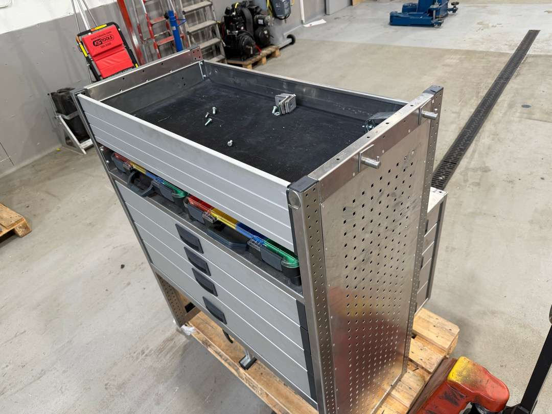 Aluca Bilinnredning - Workshop equipment: picture 3 Aluca Bilinnredning - Workshop equipment: picture 3